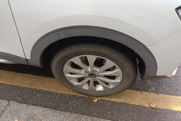 Used Haval H2s 2018 Blue Label 1.5T Dual-Clutch Elite Model Right Front Wheel Hub