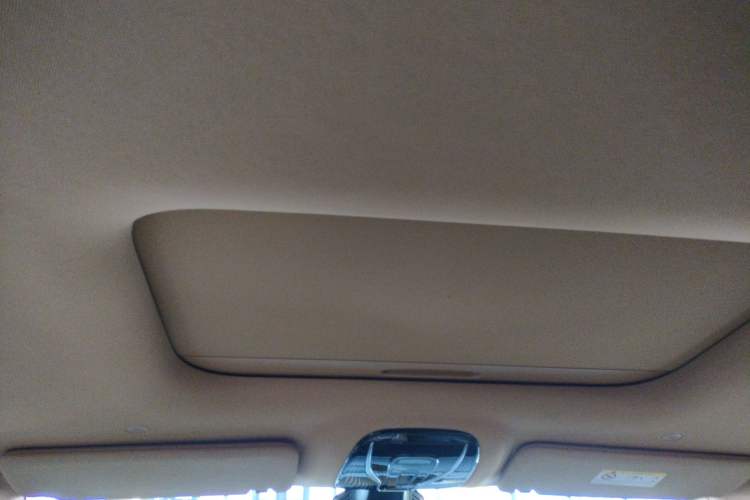 Used VOYAH Dream 2025 PHEV Four-Wheel Drive Excellence Kunpeng Edition