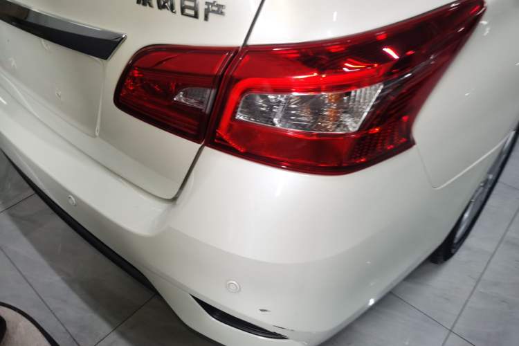 Used Nissan Sylphy 2021 Classic 1.6XL CVT Luxury Edition Exterior 3