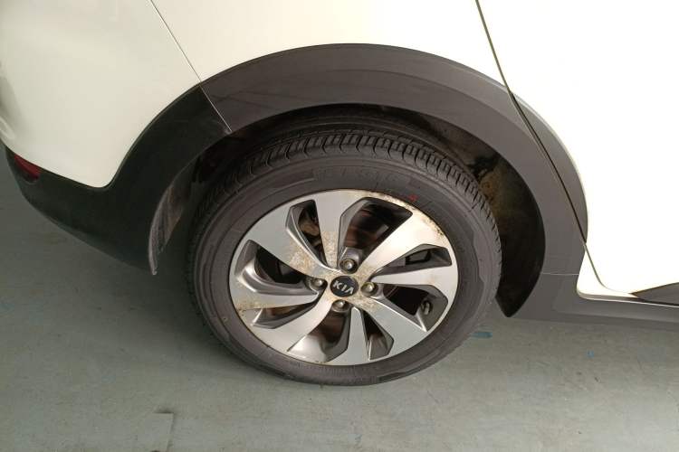 Used Kia KX Cross 2017 1.4L AT GLS
