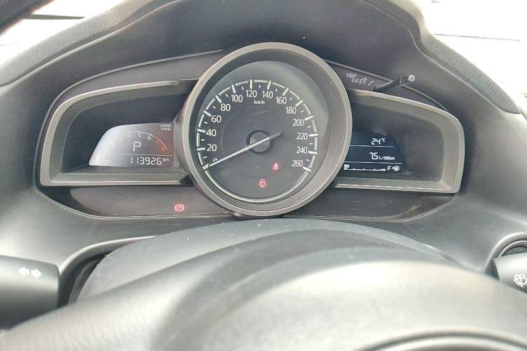 Used Mazda 3 Axela 2017 Hatchback 1.5L Automatic Luxury Model Emission Standard China V Instrument Cluster