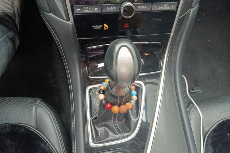 Used Infiniti Q50 2014 2.0T Comfort Edition
