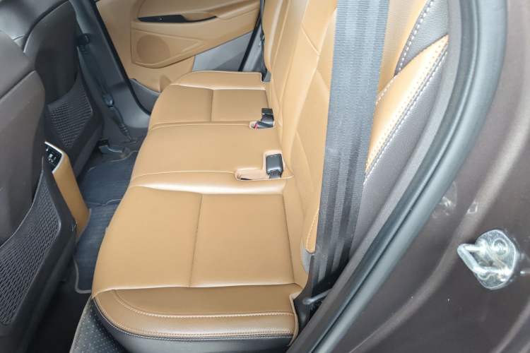 Used Hyundai Tucson 2015 1.6T Dual-Clutch Two-Wheel-Drive Leading Model
