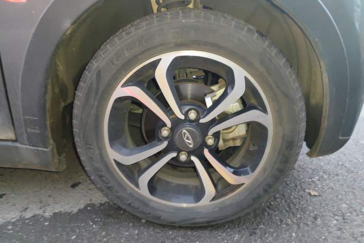 Used Chery Little Ant 2021 200 000-Yuan Ant Fan Edition Energized Version Lithium Iron Phosphate 301 km Right Front Wheel Hub