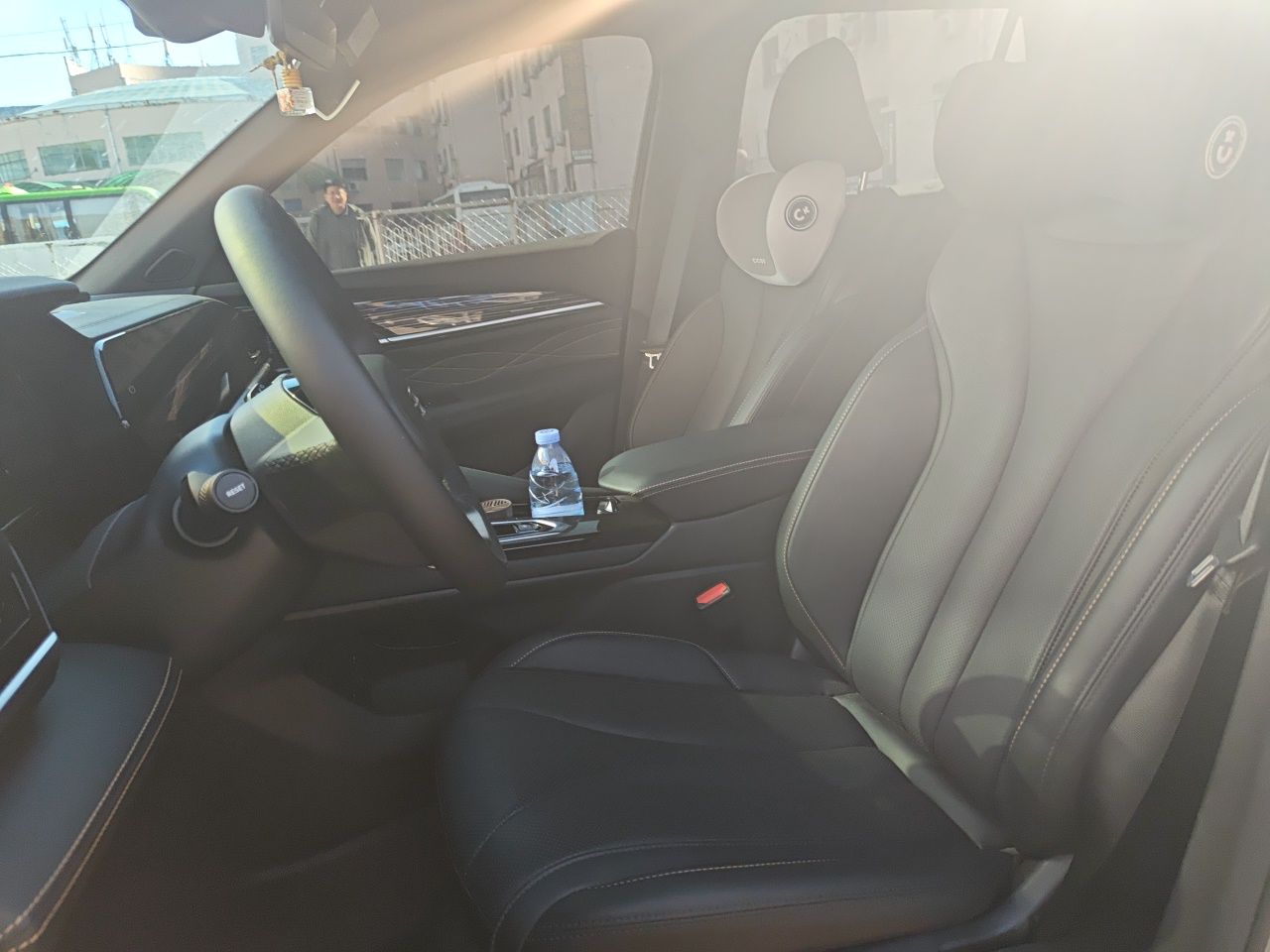Geely Auto Monjaro L 2024 2.0TD DCT EVO Two-Wheel Drive Long-Range Version — снимка 15