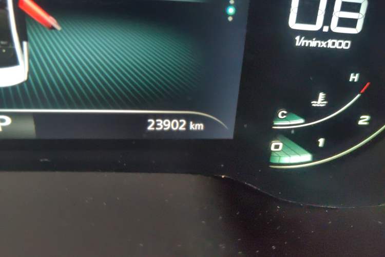 Used Roewe i6 MAX 2020 300TGI Automatic "Swell Cool Smart Drive" Edition