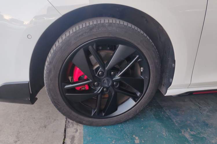 Used SOL Yao 2021 1.5 TGDI DCT Lightning RACE Edition