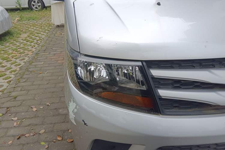 Used JAC Refine M3 2019 1.8L 5-Seater Express Edition Right Front Headlight