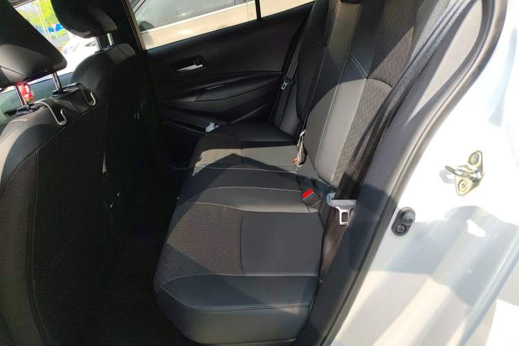 Used Toyota Corolla 2024 1.8L Smart Electric Hybrid Dual-Engine Elite Edition Left Rear Seat