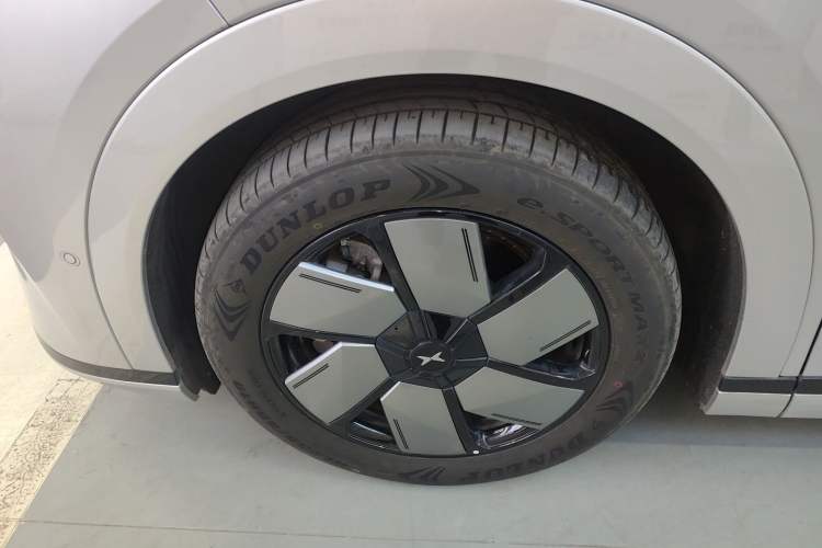 Used XPeng X9 2024 702 Ultra-Long Range Max

