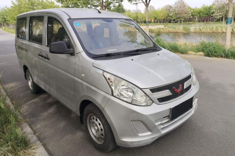 Used Wuling Rongguang V 2016 1.2L Practical Model Non-Power-Assisted