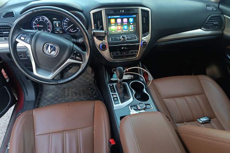 Used Changan CS95 2017 2.0T Two-Wheel Drive Zhitu Edition