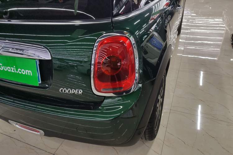 Used MINI MINI 2016 1.5T COOPER
