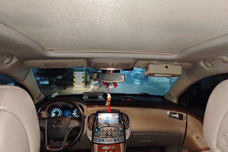 Used Buick LaCrosse 2011 2.4L SIDI Elegant Edition