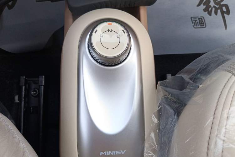 Used Wuling Hongguang MINIEV 2025 Four-Door Version Advanced Edition