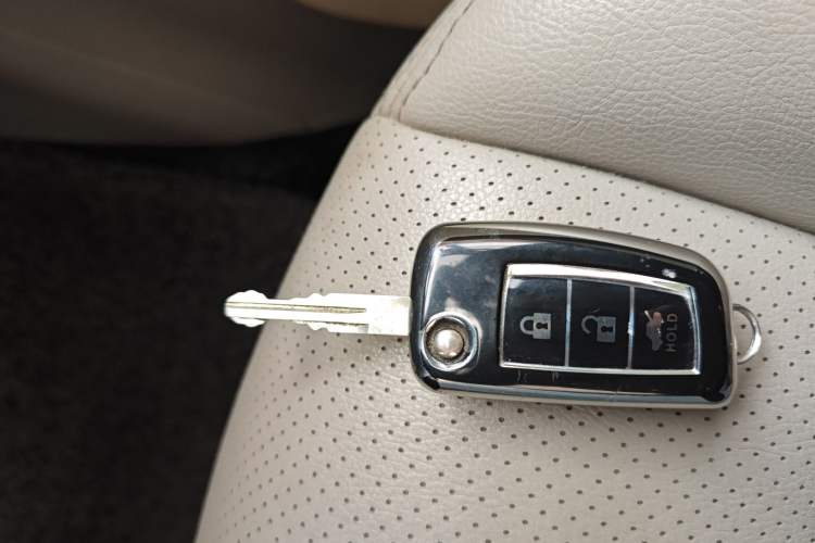 Used Nissan Sylphy 2019 1.6XE CVT Comfort Edition China V Standard Vehicle Key