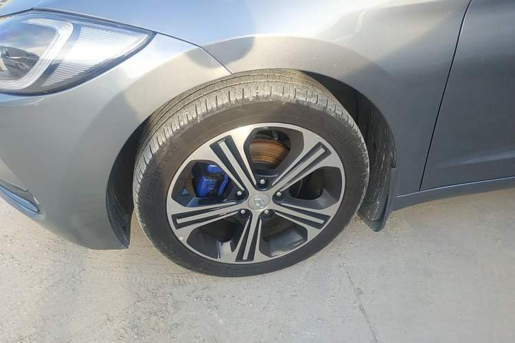 Used Hyundai Elantra (6th Generation / Lingdong) 2018 1.4T Dual-Clutch Xuan Dong · Dynamic Edition Left Front Wheel Hub