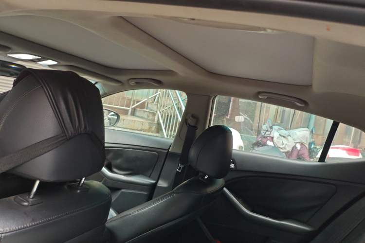 Used Kia K5 2015 2.0L Automatic LUX Headliner