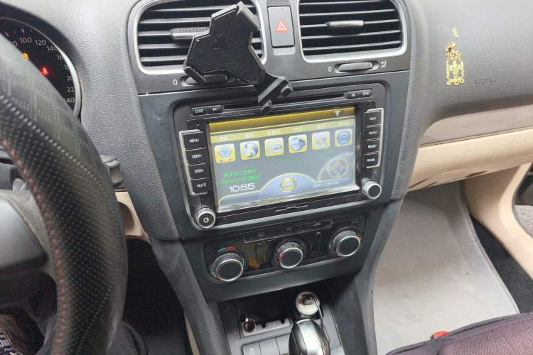 Used Volkswagen Golf 2012 1.6L Automatic Fashion Model
