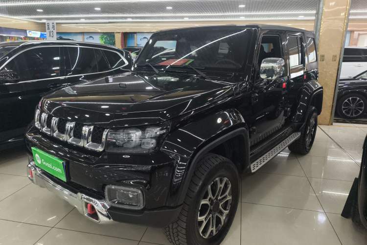 Used BAIC Off-Road BJ40 2019 2.0T Automatic Four-Wheel Drive Urban Hunter Edition Flagship Model China V Emission Standard
