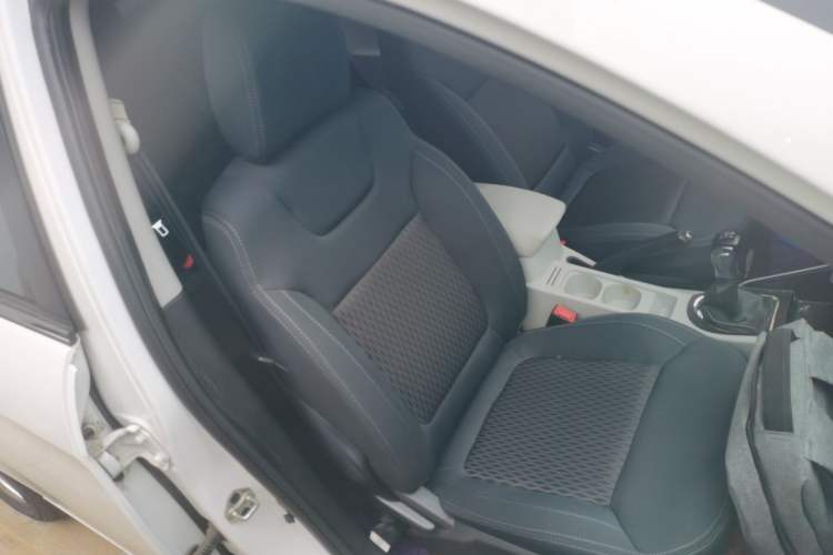 Used JAC Heyue 2014 1.5L Manual Comfort Model China IV Standard