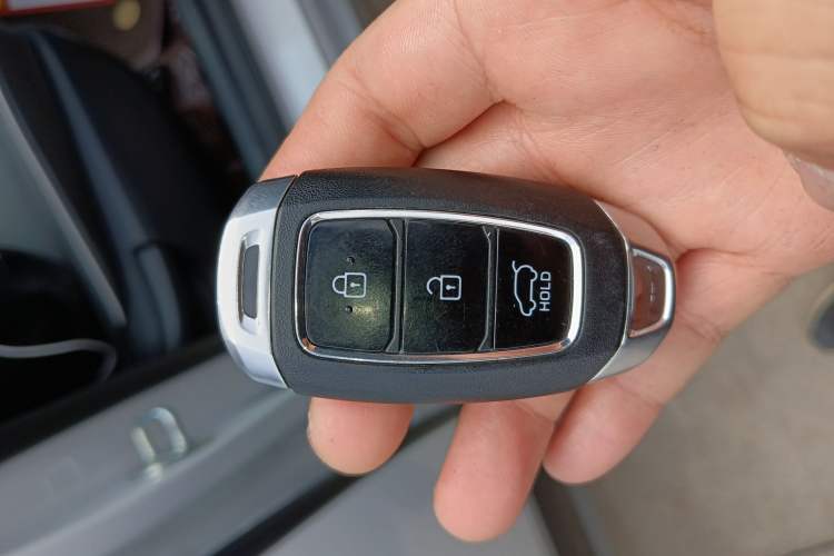 Used Hyundai ix35 2023 Musso 2.0L Deluxe Edition DLX
