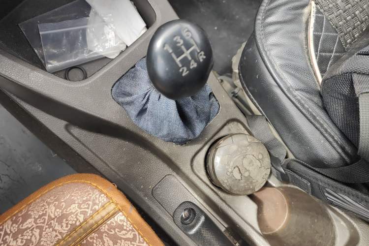 Used Wuling Rongguang V 2016 1.2L Standard Version Gear Lever