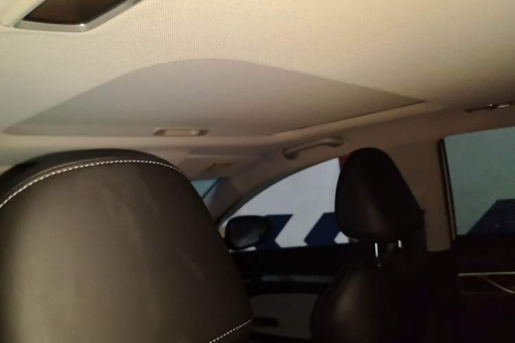 Used Geely Auto Emgrand L 2022 1.4T CVT Ultimate Model Headliner