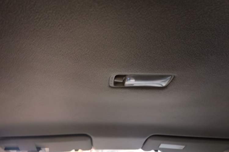 Used Nissan Livina 2013 1.6XE Manual Comfort Edition
