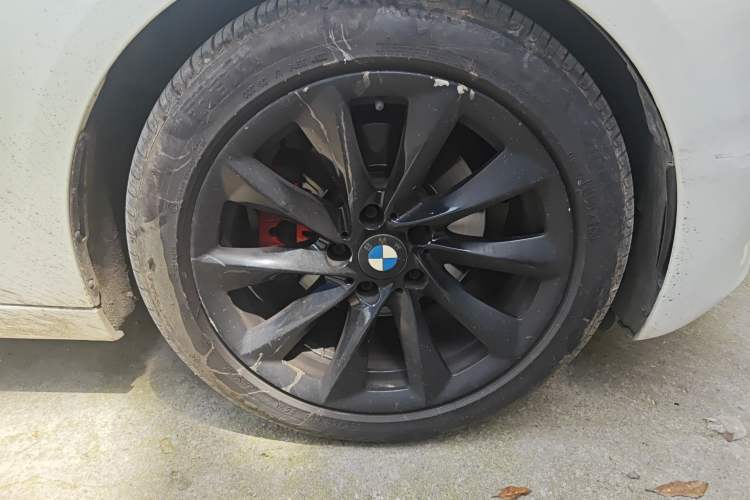 Used BMW 3 Series GT 2013 328i Sport Design Package Right Front Wheel Hub