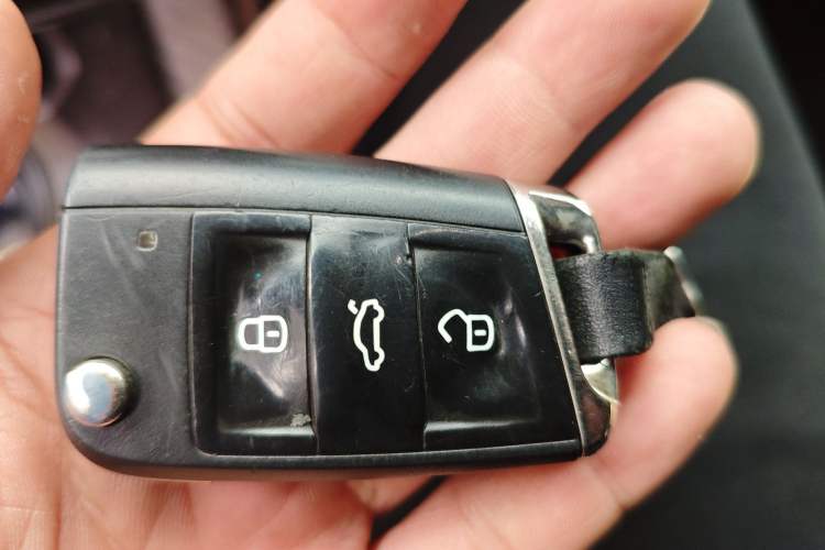 Used Volkswagen Tiguan L 2017 330TSI Automatic Two-Wheel Drive Flagship Edition Vehicle Key