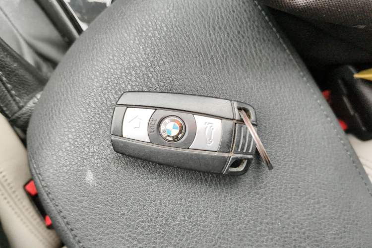 Used BMW X1 2015 sDrive18i Fashion Upgrade Edition Vehicle Key
