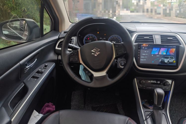 Used Suzuki S-Cross 2014 1.6L CVT Two-Wheel Drive Elite Version Steering Wheel