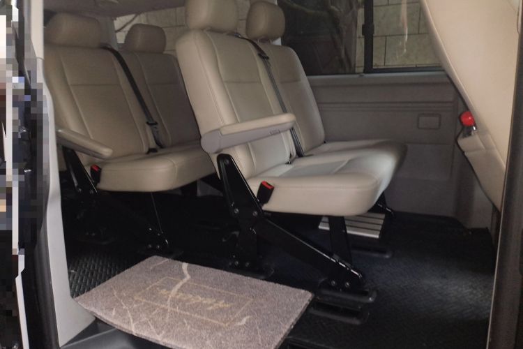 Used Volkswagen Caravelle 2014 2.0 TSI Four-Wheel Drive Comfort Edition
