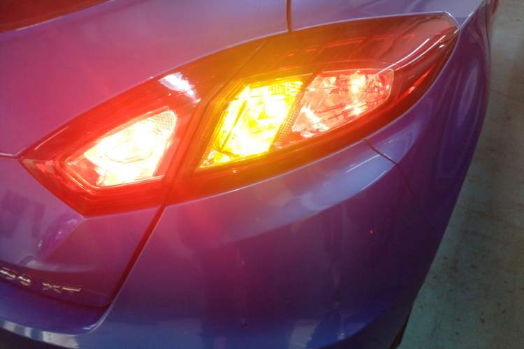 Used Changan Eado 2015 1.6L Manual Junku Model China V Standard