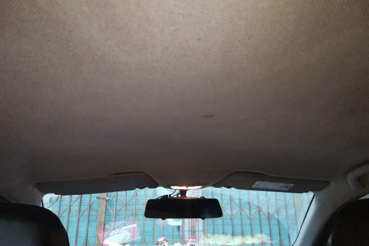 Used Baojun 630 2013 1.5L manual Comfort trim
