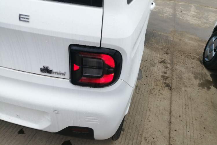 Used Geely Galaxy Panda 2024 Panda Mini 200km Endurance Bear