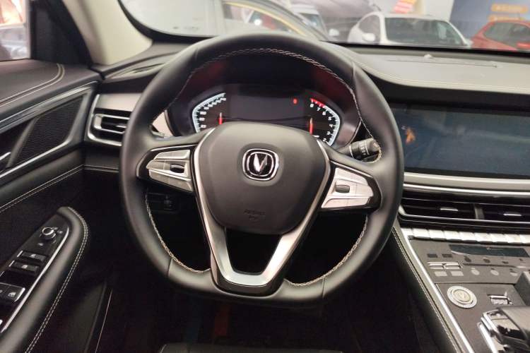 Used CHANGAN CS85 COUPE 2019 1.5T DCT Dynamic Version China VI Standard Steering Wheel