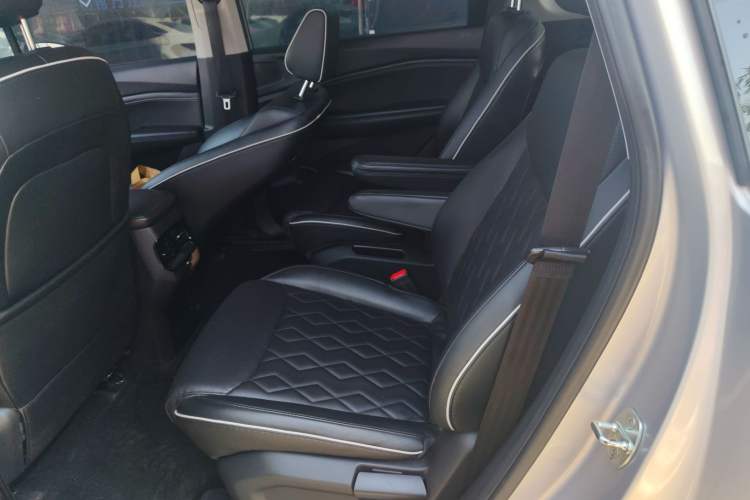 Used Wuling Jiachen 2022 1.5T CVT Deluxe Flagship Edition