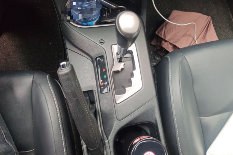 Used Toyota RAV4 2016 2.0L CVT 4x4 New Edition China V Standard Gear Lever