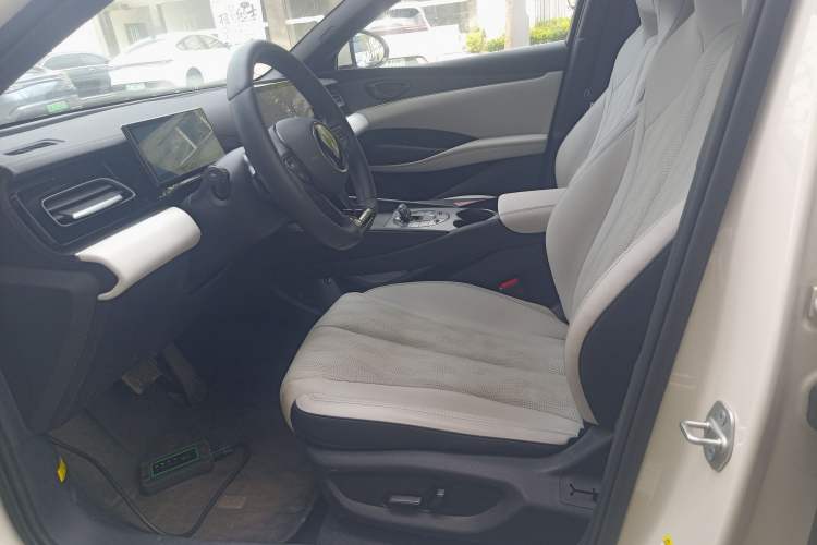 Used BYD Seal 06 New Energy 2025 DM-i Smart Drive 120KM Deluxe Model
