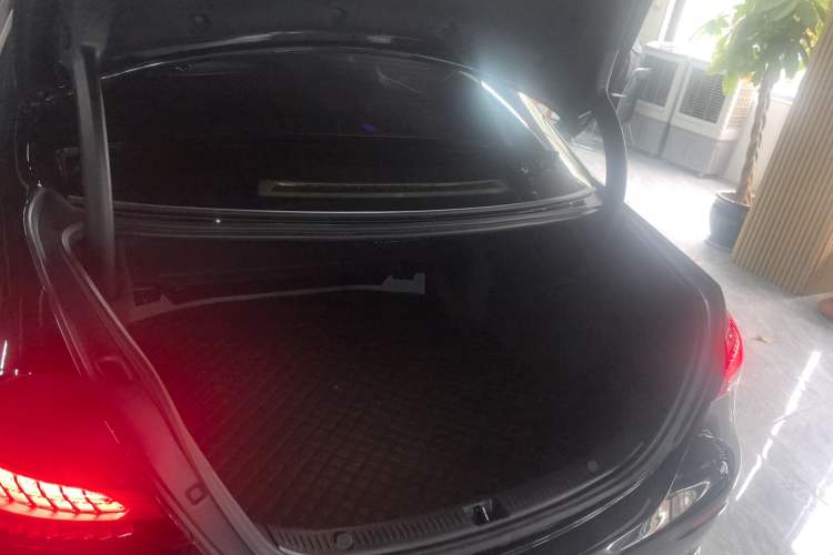 Used Mercedes-Benz E-Class 2023 Updated E 300 L Luxury Edition