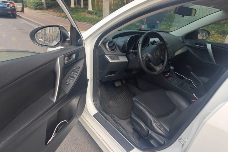 Used Mazda 3 2012 Hatchback 2.0L Automatic Luxury Model