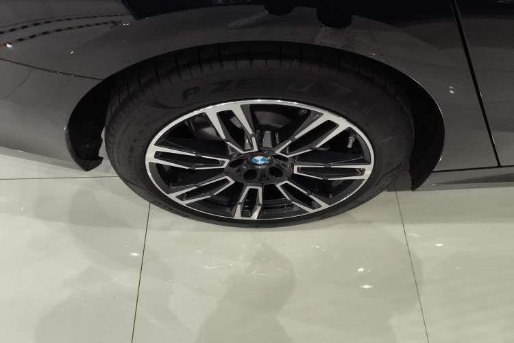 Used BMW 5 Series 2024 525Li M Sport Package