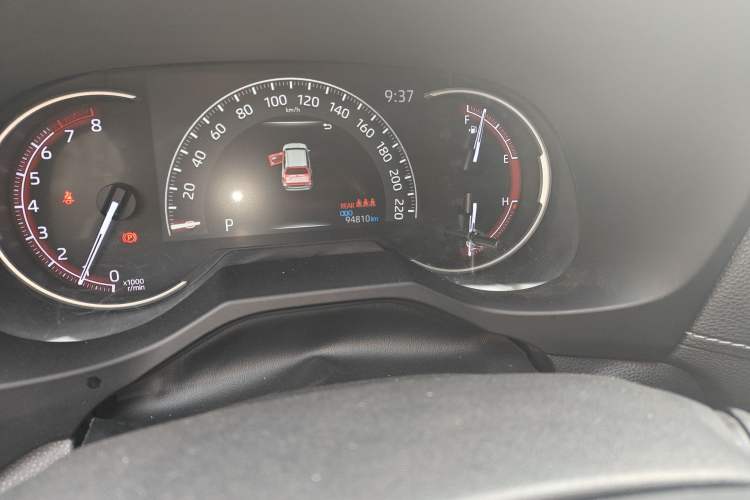 Used Toyota RAV4 2020 2.0L CVT Two-Wheel Drive Prestige Edition Odometer Close Up