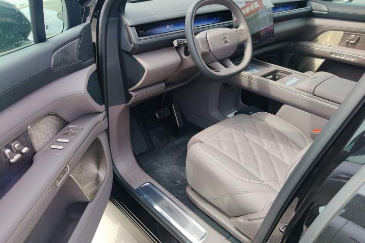 Used Nio ES8 2026 Model 6-seat Executive Signature Edition Driver Seat