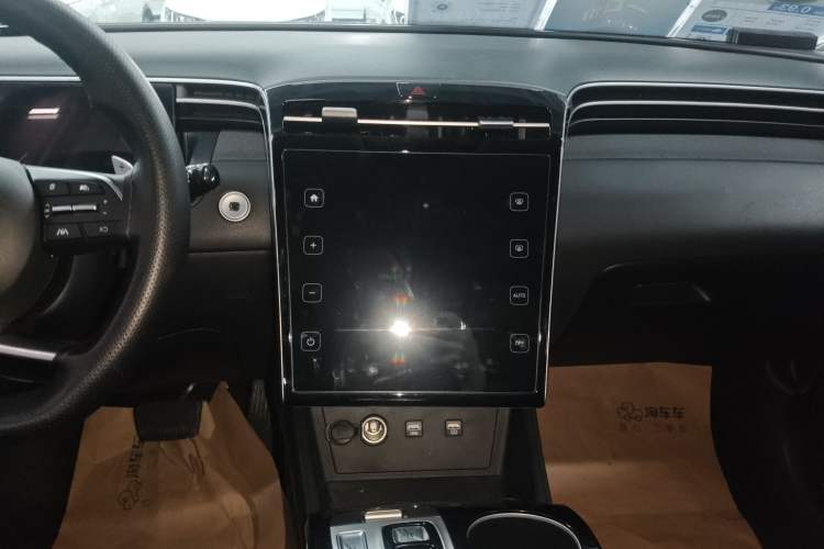 Used Hyundai Tucson 2021 Tucson L 1.5T DCT Luxury Prestige Edition Audio And AC Panel