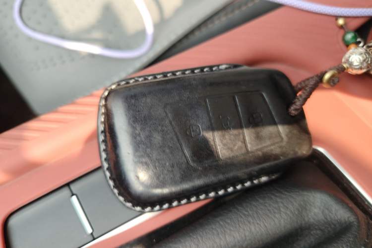 Used Volkswagen Magotan 2023 2 Million Units Limited-Edition 380TSI DSG Flagship Version Vehicle Key