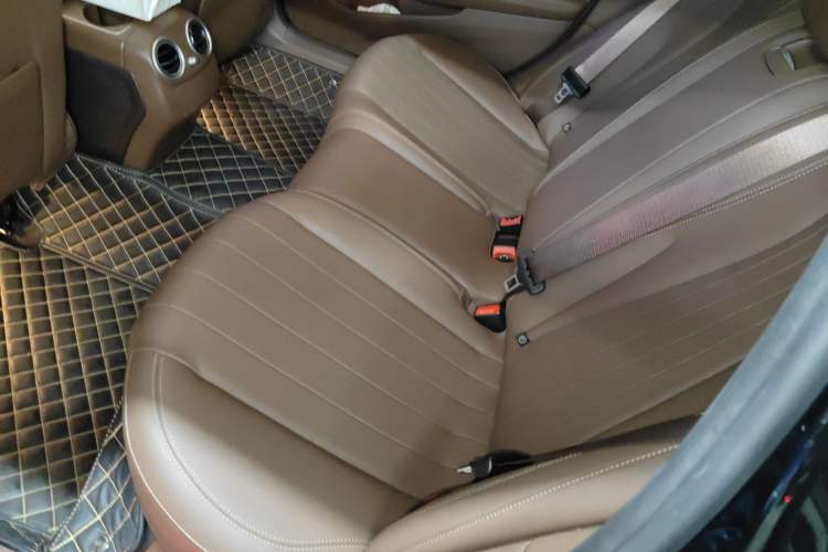 Used Mercedes-Benz E-Class 2020 Facelift E 300 L Stylish Edition