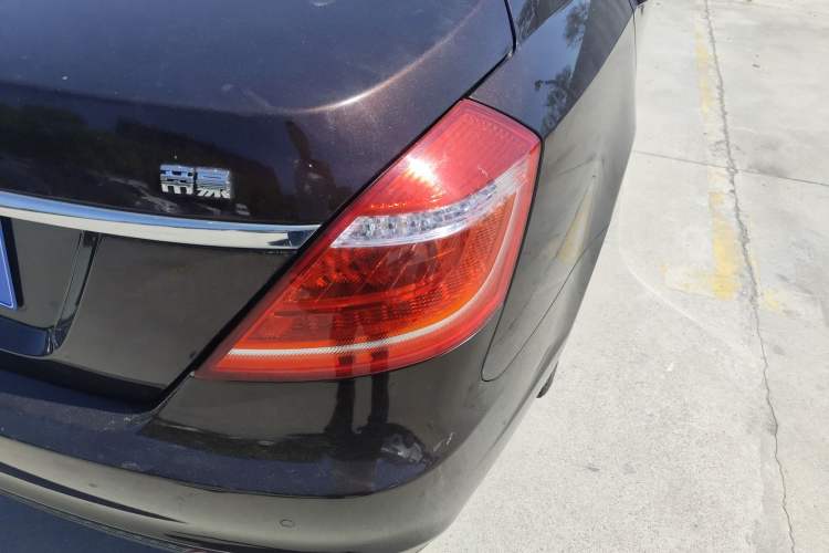 Used Geely Auto Emgrand 2016 Sedan 1.5L Manual Luxury Model Exterior 3